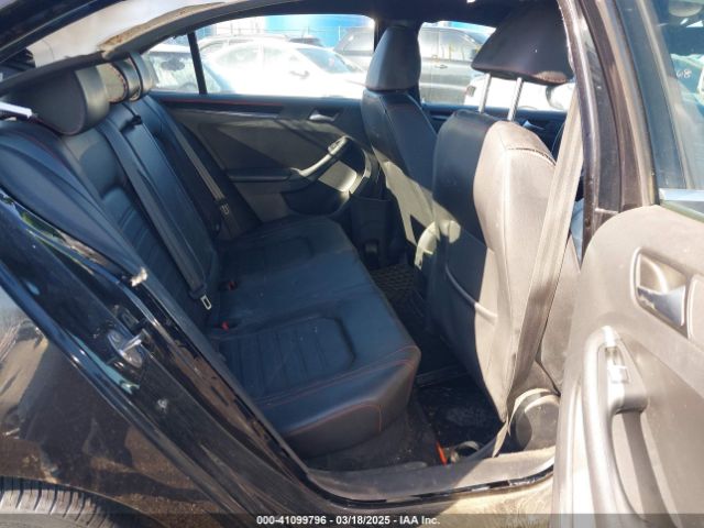 3VW5T7AJ7GM250742 Volkswagen Jetta 2.0t Gli Se