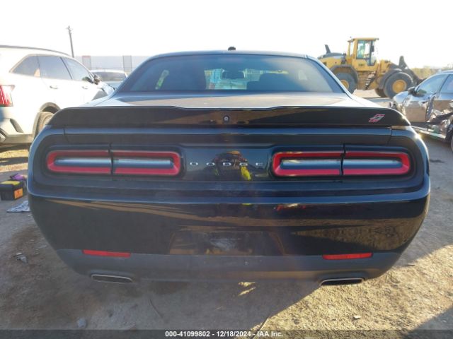 2C3CDZGG2KH759938 Dodge Challenger Sxt Awd
