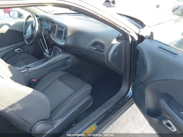 2C3CDZGG2KH759938 Dodge Challenger Sxt Awd