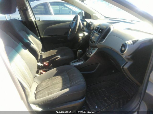 1G1JC5SH0F4213925 Chevrolet Sonic Lt Auto