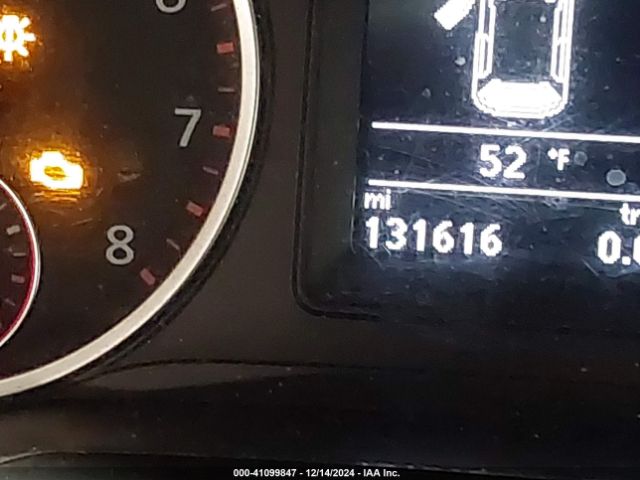 WVGAV7AX8FW095807 Volkswagen TIGUAN S