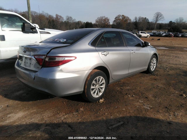 4T1BF1FKXGU178180 Toyota CAMRY LE