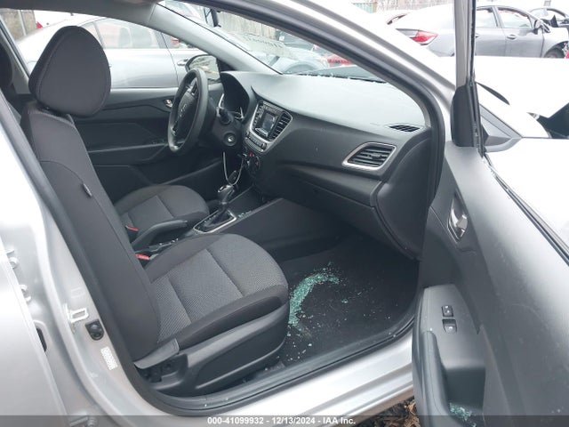 Hyundai ACCENT SE 2022 3KPC24A69NE157557 Image 5