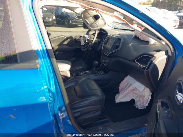 1C4PJLLB8LD560954 Jeep Cherokee Altitude Fwd