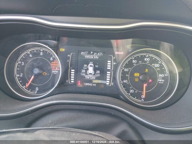1C4PJLLB8LD560954 Jeep Cherokee Altitude Fwd