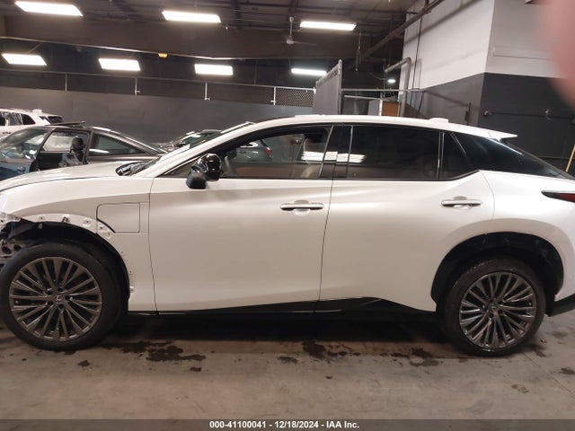 Lexus Rz 450e Luxury 2023 JTJAAAAB4PA008627 Image 14