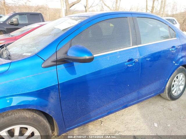 Chevrolet Sonic Lt Auto 2019 1G1JD5SB9K4112739 Image 14