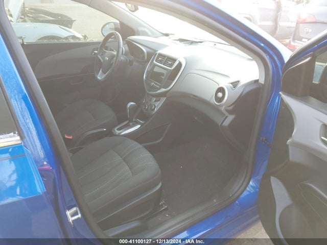 Chevrolet Sonic Lt Auto 2019 1G1JD5SB9K4112739 Image 5