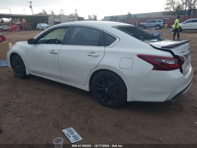 1N4AL3AP9HC261068 Nissan Altima 2.5 Sr