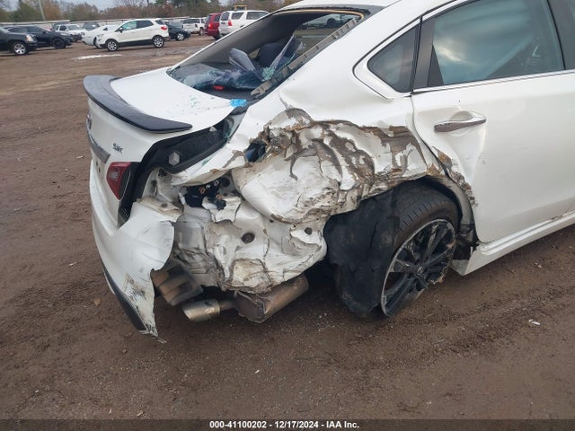 1N4AL3AP9HC261068 Nissan Altima 2.5 Sr