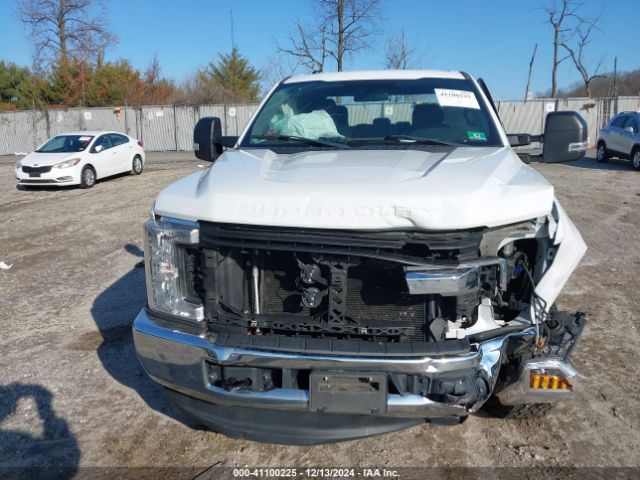 1FT7W2B65KEF14989 Ford F-250 Xlt
