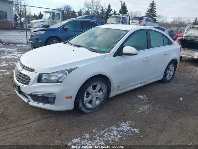 Chevrolet Cruze 1lt Auto 2015 1G1PC5SB3F7105867 Image 2
