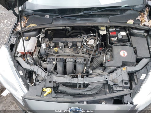Ford FOCUS SE 2017 1FADP3K24HL305532 Image 10