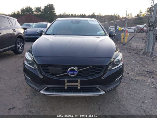 YV4612HM7F1000264 Volvo V60 Cross Country T5 Platinum