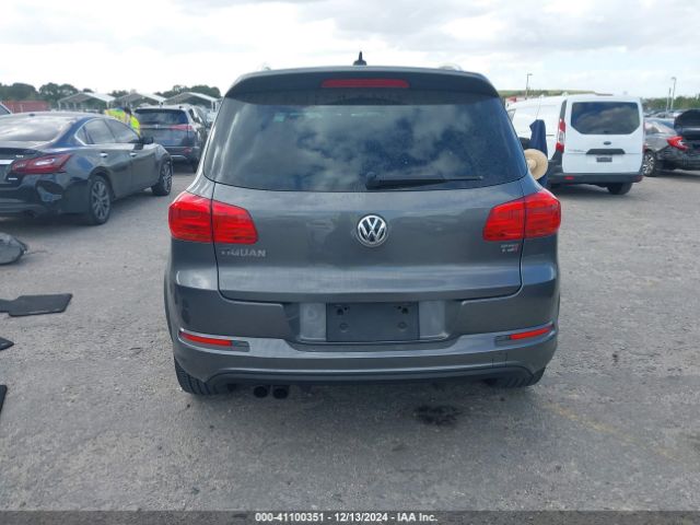 WVGAV7AX2GW616800 Volkswagen Tiguan R-line