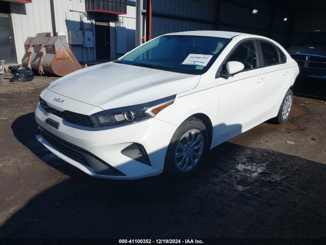 KIA FORTE LX 2024 3KPF24AD3RE821482 Image 2