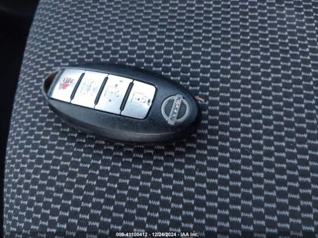 3N1CN7AP7EL877925 Nissan Versa 1.6 Sl