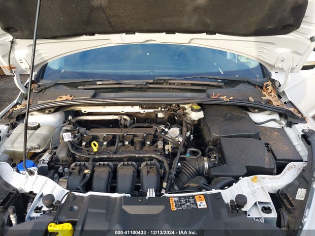 Ford FOCUS SE 2017 1FADP3F20HL291090 Image 10