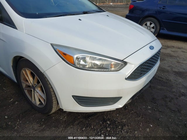 Ford FOCUS SE 2017 1FADP3F20HL291090 Image 6