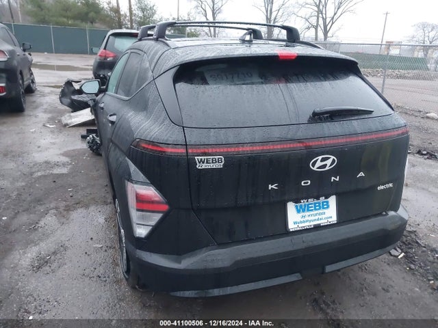 2024 HYUNDAI KONA ELECTRIC KM8HC3A67RU017488 Photo 2