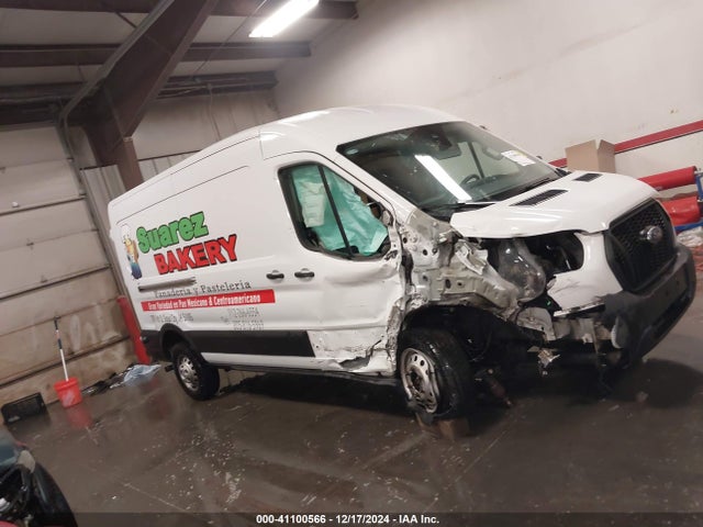 Ford Transit-250 2024 1FTBR2C81RKA01686 Image 13