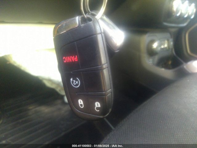 ZACCJBBB7HPF33814 Jeep Renegade Latitude 4x4