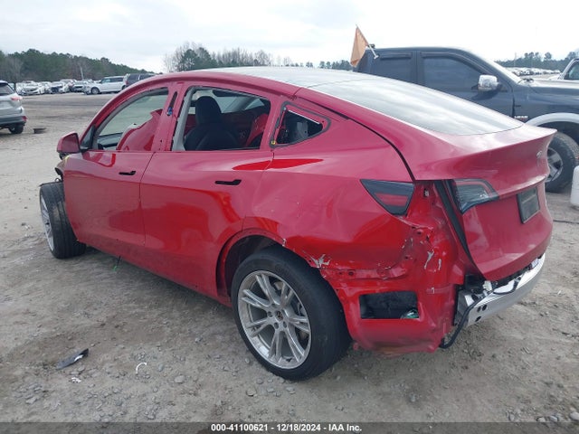2023 TESLA MODEL Y 7SAYGDEE0PF598745 Photo 2