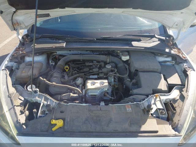 1FADP3FE0HL206274 Ford FOCUS SE