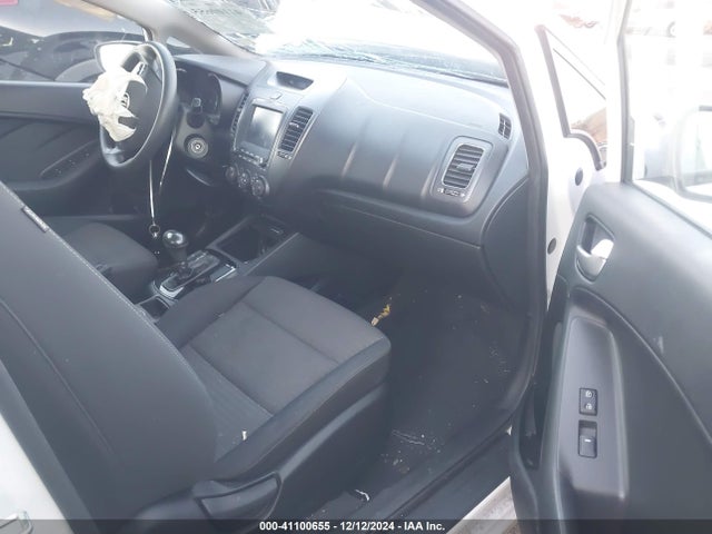 KIA FORTE LX 2018 3KPFL4A74JE268496 Image 5