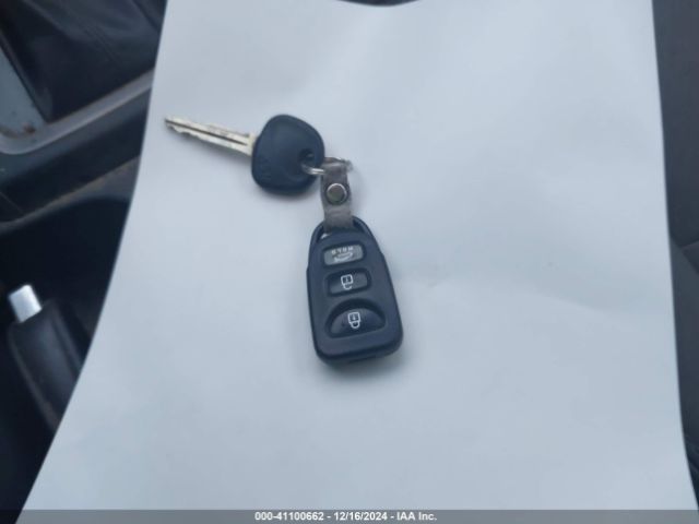 5NPDH4AE2EH533926 Hyundai ELANTRA SE