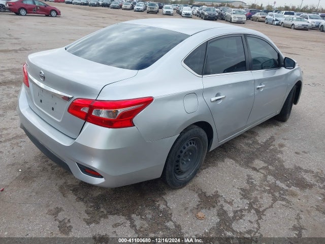 Nissan SENTRA S 2017 3N1AB7APXHY247825 Image 4