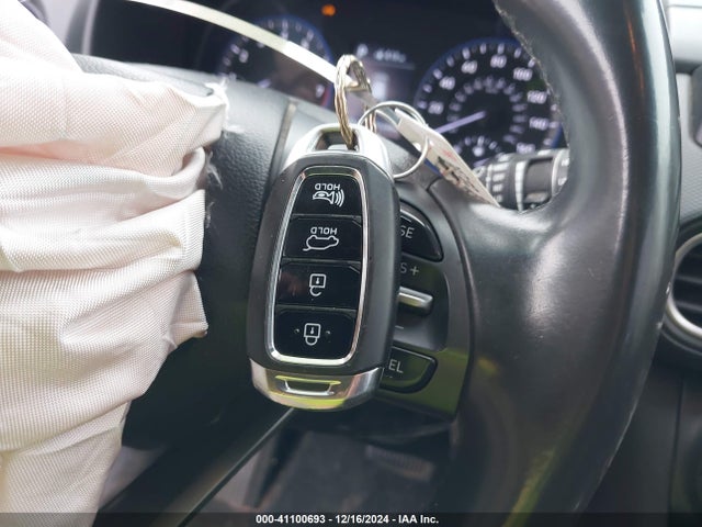 KM8K62AA7JU161526 Hyundai Kona Sel