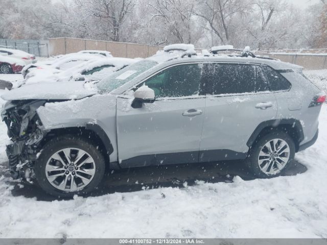 2T3A1RFV1KW038490 Toyota Rav4 Xle Premium