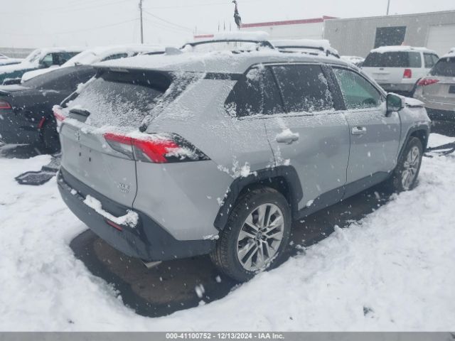 2T3A1RFV1KW038490 Toyota Rav4 Xle Premium