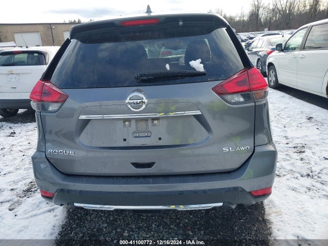 JN8AT2MV7HW271485 Nissan Rogue Sl