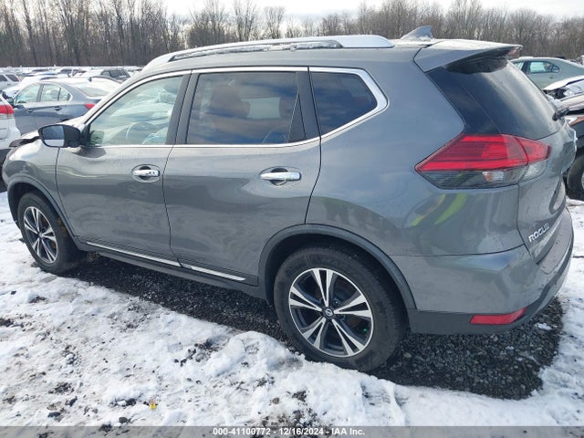 JN8AT2MV7HW271485 Nissan Rogue Sl
