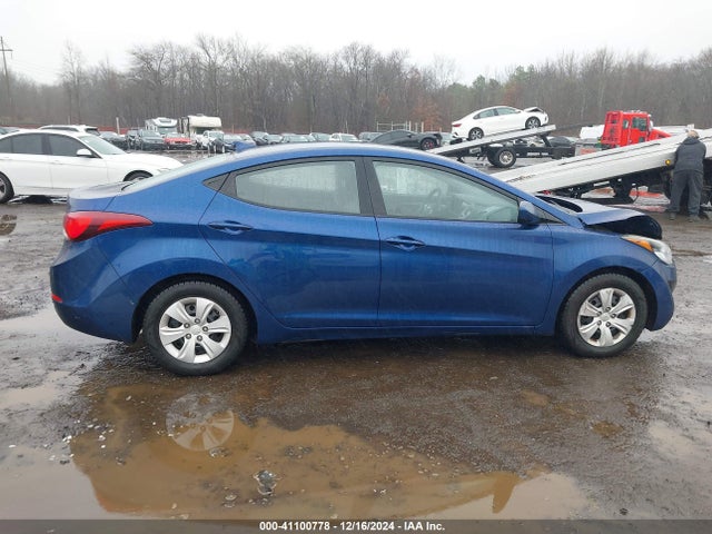 Hyundai ELANTRA SE 2016 5NPDH4AE2GH728749 Image 13