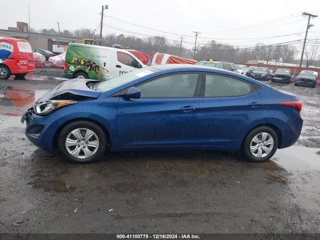 Hyundai ELANTRA SE 2016 5NPDH4AE2GH728749 Image 14