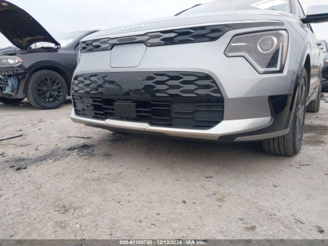 KNDCR3L14P5016014 KIA Niro Ev Wind
