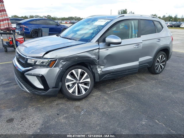 Auction sale of the 2024 Volkswagen Taos 1.5t Se, vin: 3VVEX7B27RM101282, lot number: 41100791