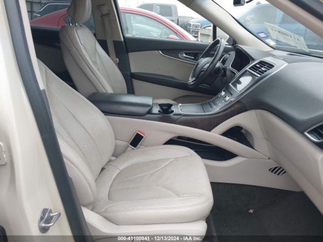 2LMTJ6LR9GBL52719 Lincoln Mkx Reserve