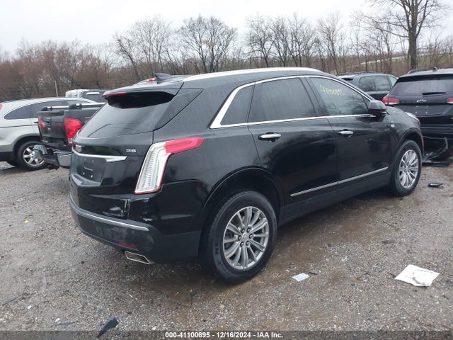 2017 CADILLAC XT5 1GYKNBRS8HZ163233 Photo 3