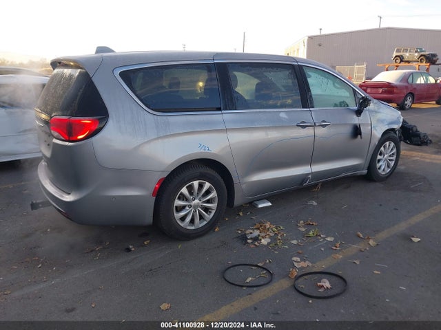 Chrysler Pacifica Touring Plus 2019 2C4RC1FG6KR613824 Image 4
