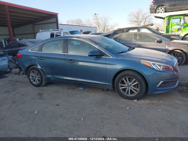 Hyundai SONATA SE 2017 5NPE24AF8HH511982 Image 13
