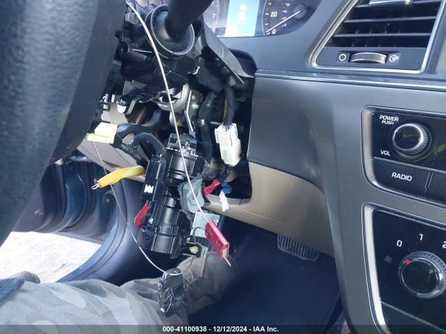 Hyundai SONATA SE 2017 5NPE24AF8HH511982 Image 17