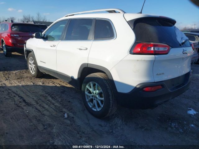 1C4PJMCB5HW583089 Jeep Cherokee Latitude 4x4