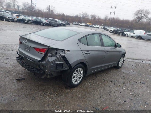 Hyundai ELANTRA SE 2018 5NPD74LF3JH332054 Image 4