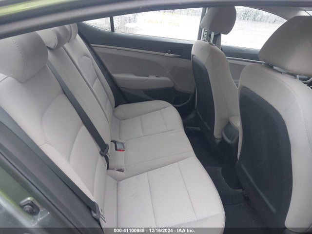 Hyundai ELANTRA SE 2018 5NPD74LF3JH332054 Image 8