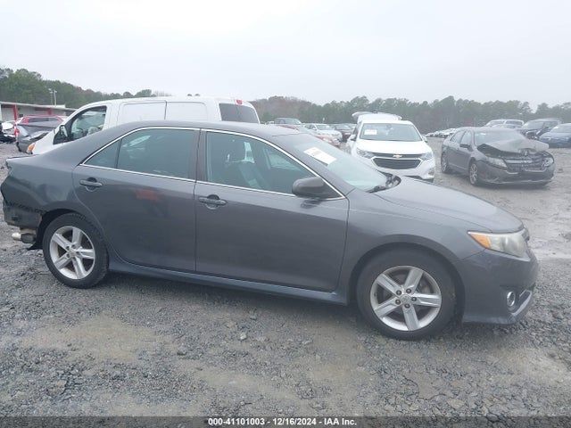 41101003 :رقم المزاد ، 4T1BF1FK0DU256588 vin ، 2013 Toyota Camry Se مزاد بيع