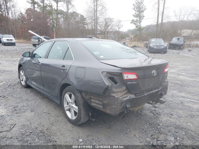 41101003 :رقم المزاد ، 4T1BF1FK0DU256588 vin ، 2013 Toyota Camry Se مزاد بيع